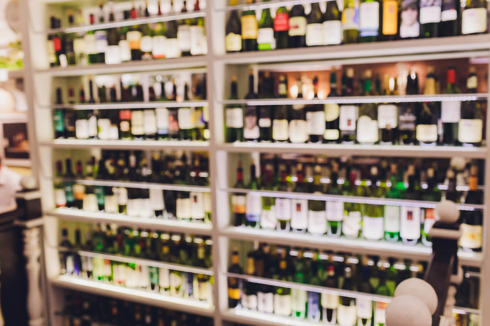 Głupie zachowanie pod wpływem alkoholu