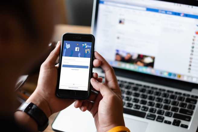 Konsekwencje udostępnienie kompromitujących zdjęć z fałszywego konta Facebook