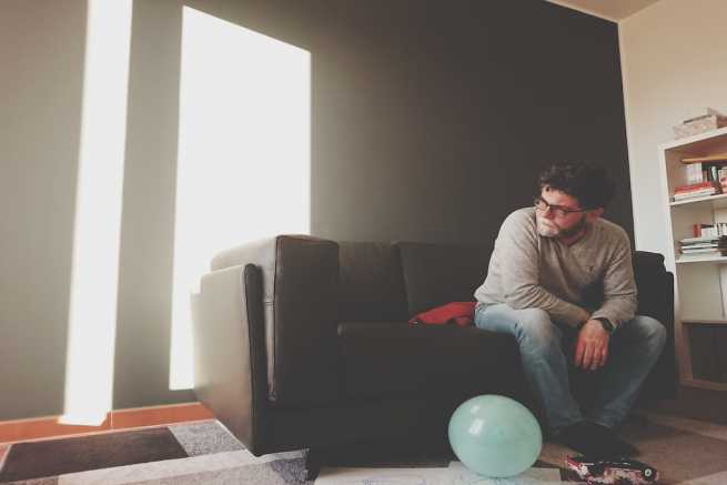 Groźby i zniesławienie w rodzinie, jak chronić rodziców przed agresywnym członkiem rodziny