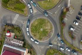 Wykroczenie na rondzie, wezwanie na Policję, możliwość odstąpienia od kary